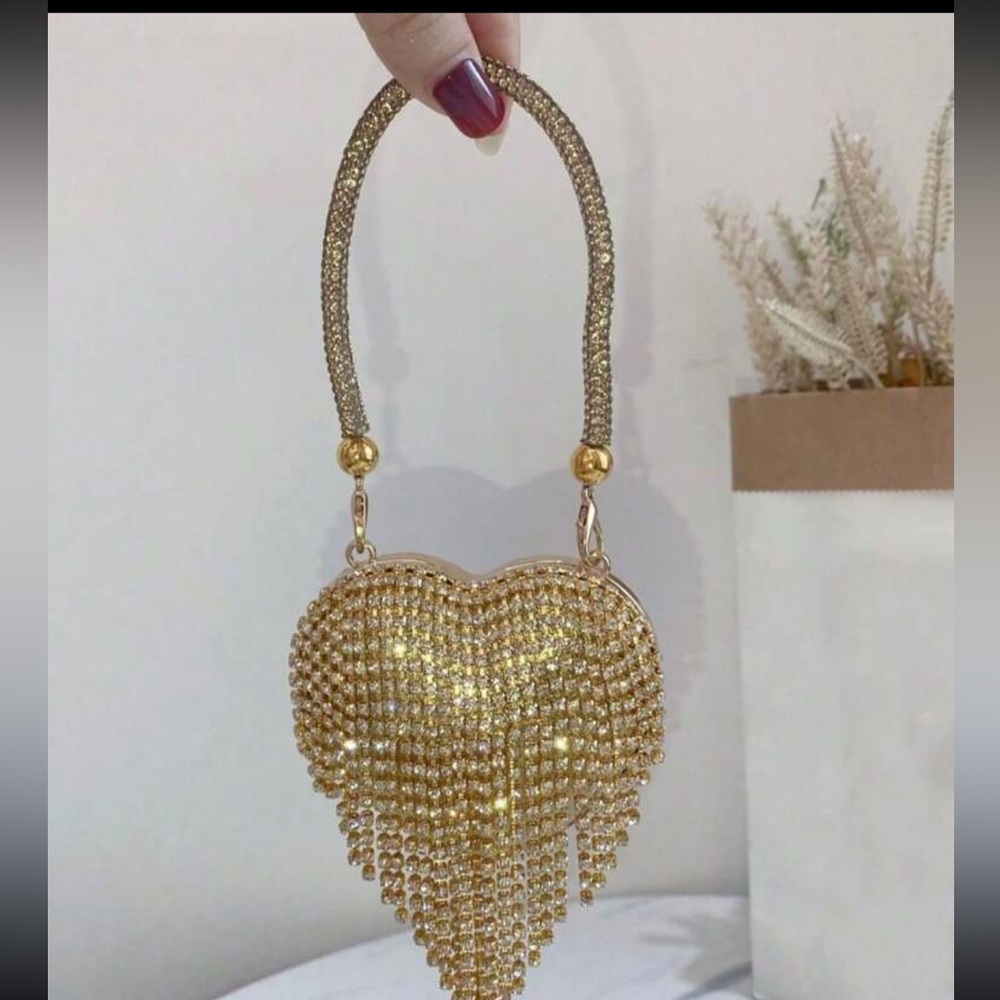 Silver Heart-Shaped Crystal Bag - Picture 3 of 9